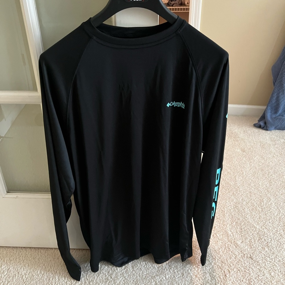 Columbia dri-fit long sleeve